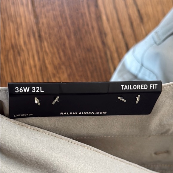 RLX Ralph Lauren Men’s 36W 32L Light Tan Grey Chinos - Picture 4 of 6